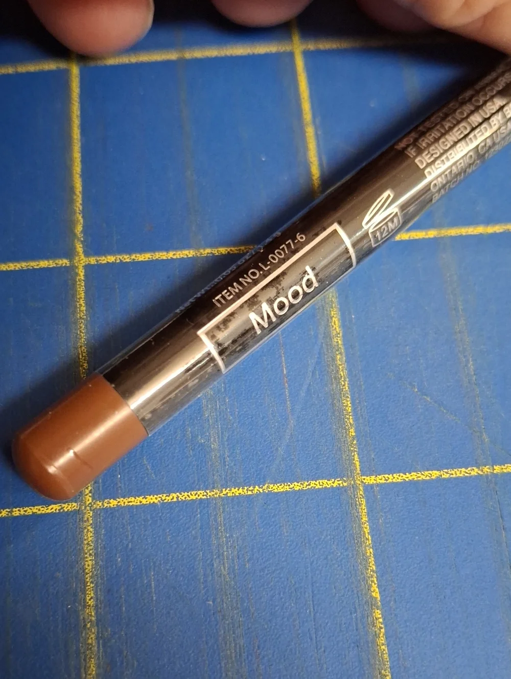 City Color Be Bold Lip Liner Pencil 1.4g New Sealed - Mood